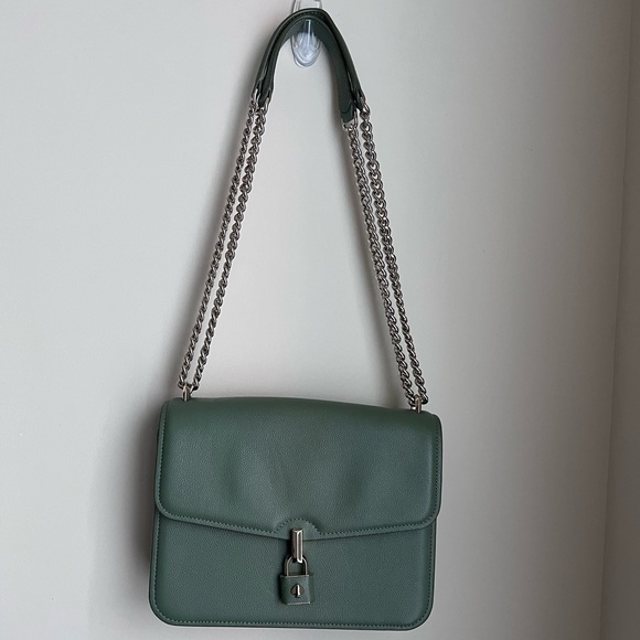 kate spade Handbags - Kate spade purse 🔒
